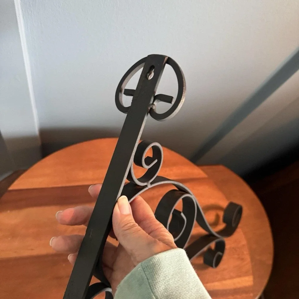 Vintage Wrought Iron Plant Hanger Wall Bracket 15